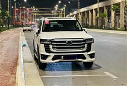 تويوتا لاندكروزر